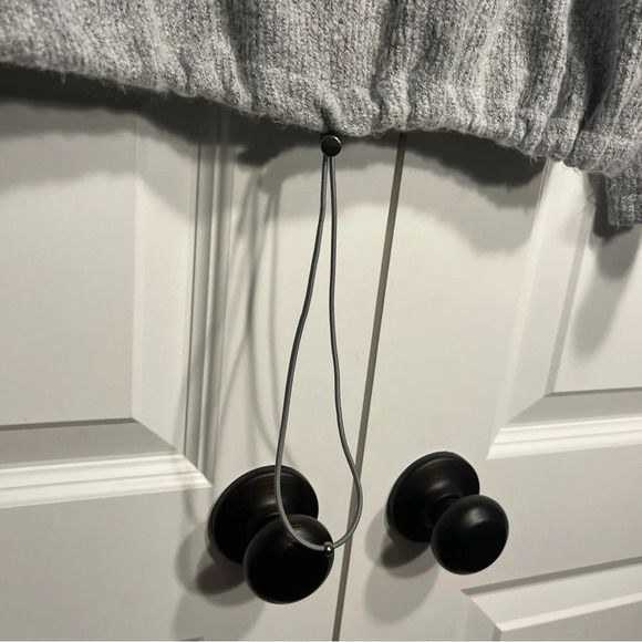 ZARA Smock Neck Cropped Sweatshirt with Drawstring Hemline  Sz S Athleisure - Picture 2 of 8